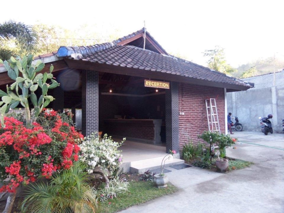 Rezeption Hotel Bumi Aditya