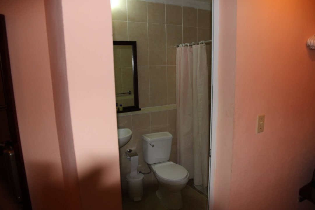 Bad Hotel Los Caneyes