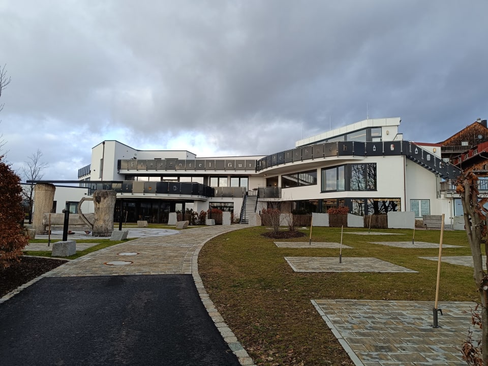 Außenansicht 1. Bier & Wohlfühlhotel Gut Riedelsbach