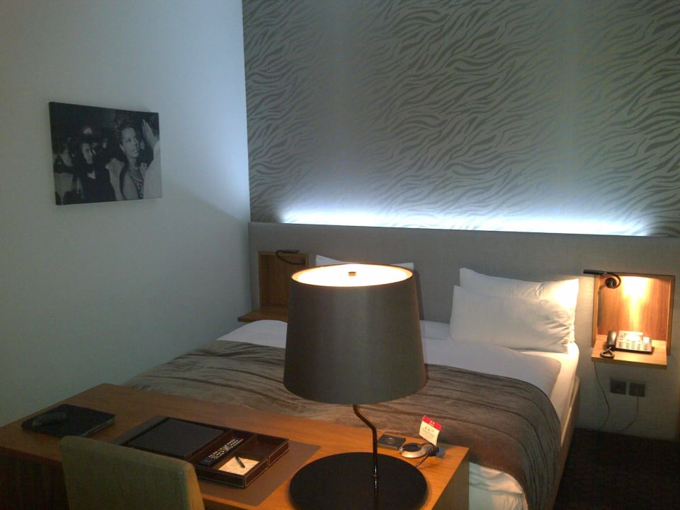 Zimmer COSMO Hotel Berlin Mitte