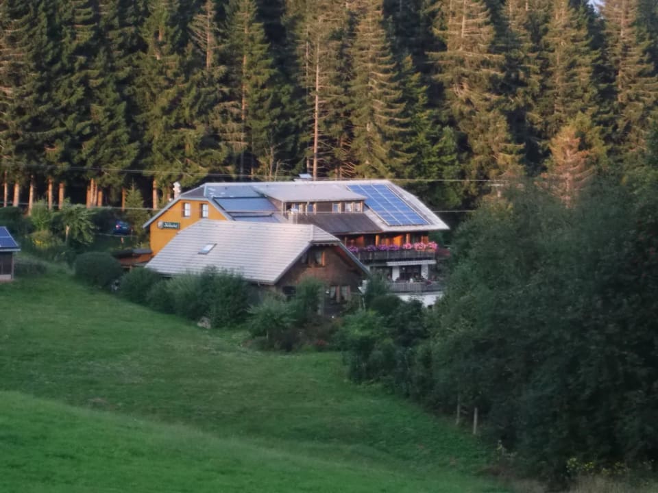 Kolmenhof Gasthaus Kolmenhof an der Donauquelle