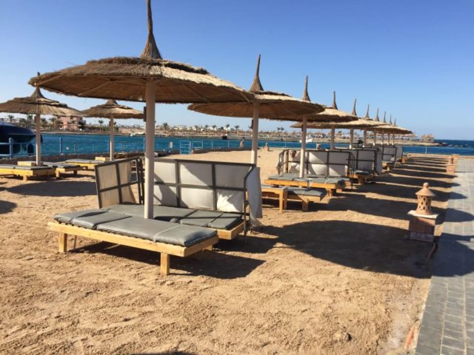 Ruhesteg rechte Seite Beach Albatros Resort