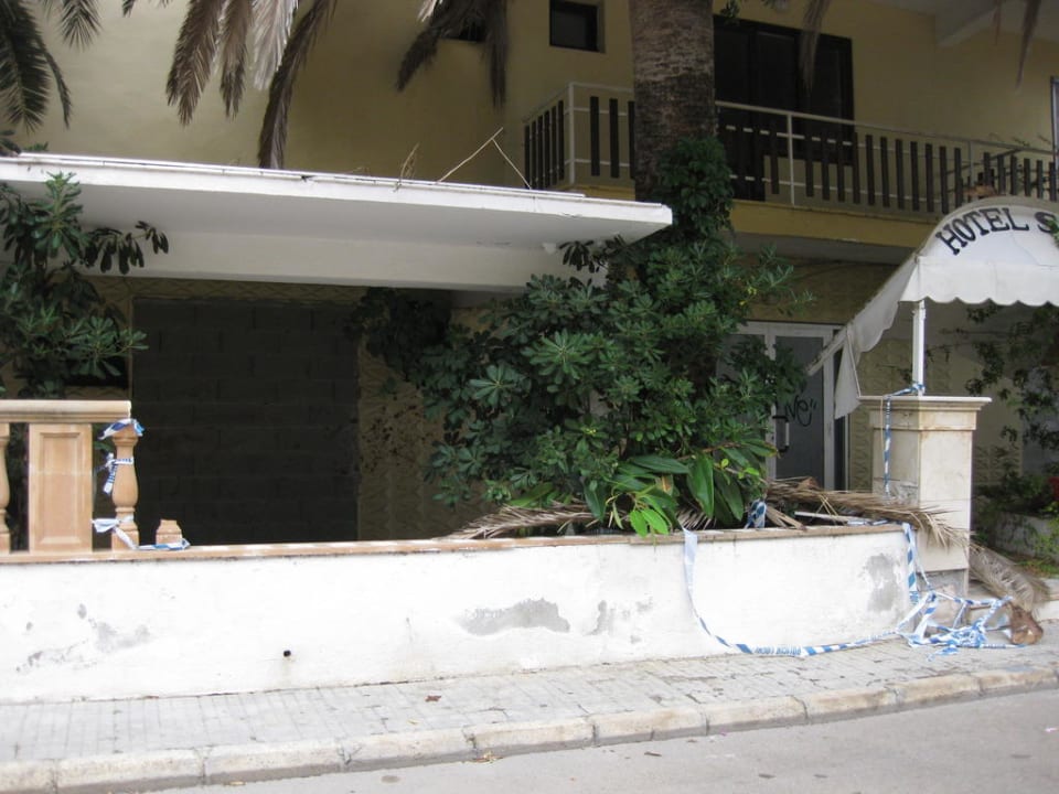 Ausblick gegenüber Flacalco Hotel & Apartments