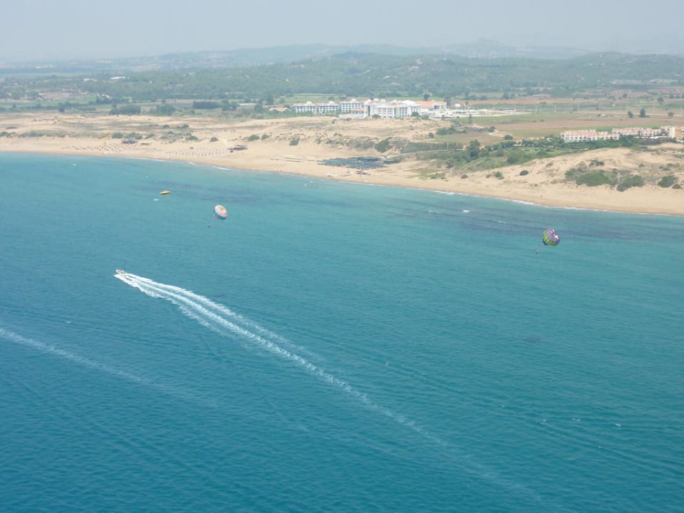 Strand aus der Vogelperspektive VONRESORT Golden Beach