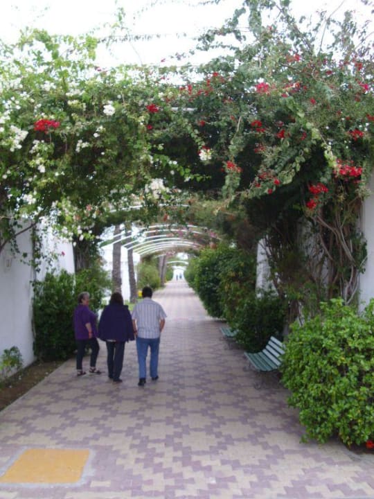 Durchgang zum Strand El Mouradi Club Kantaoui