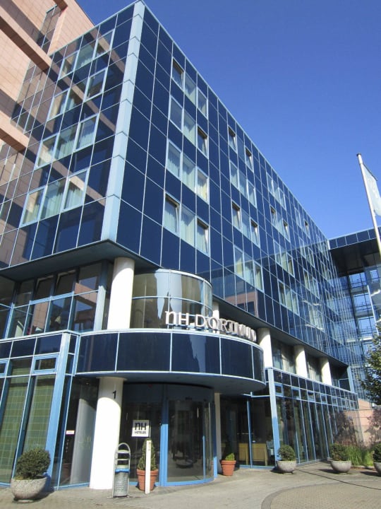Eingang Hotel NH Dortmund