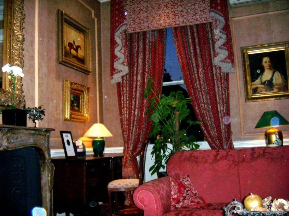 The Leonard Hotel, Lobby The Leonard Hotel & Residence