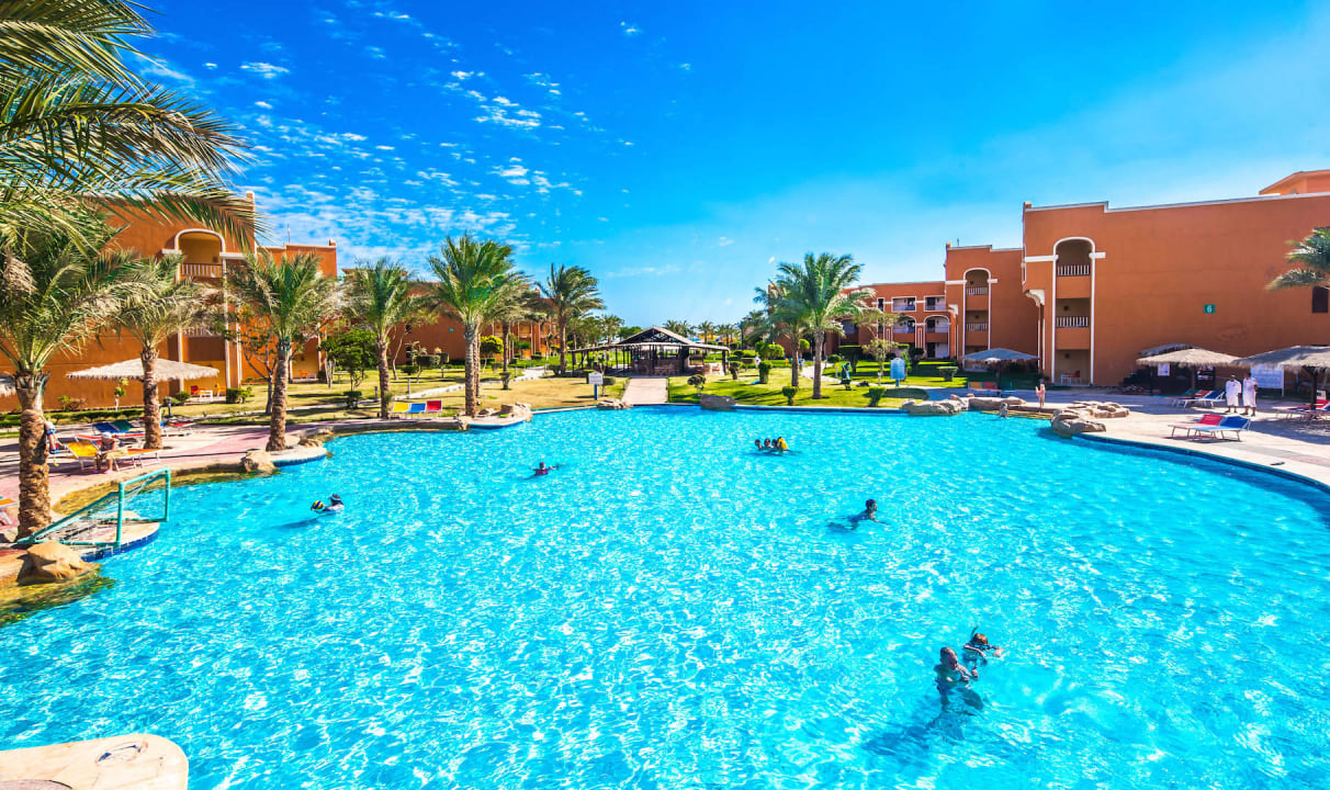 Heated swomming pool Sentido Caribbean World Soma Bay