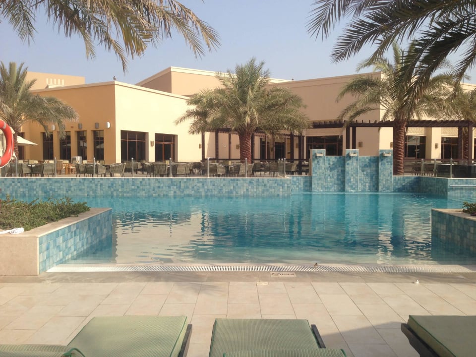 Hauptpool DoubleTree by Hilton Resort & Spa Marjan Island
