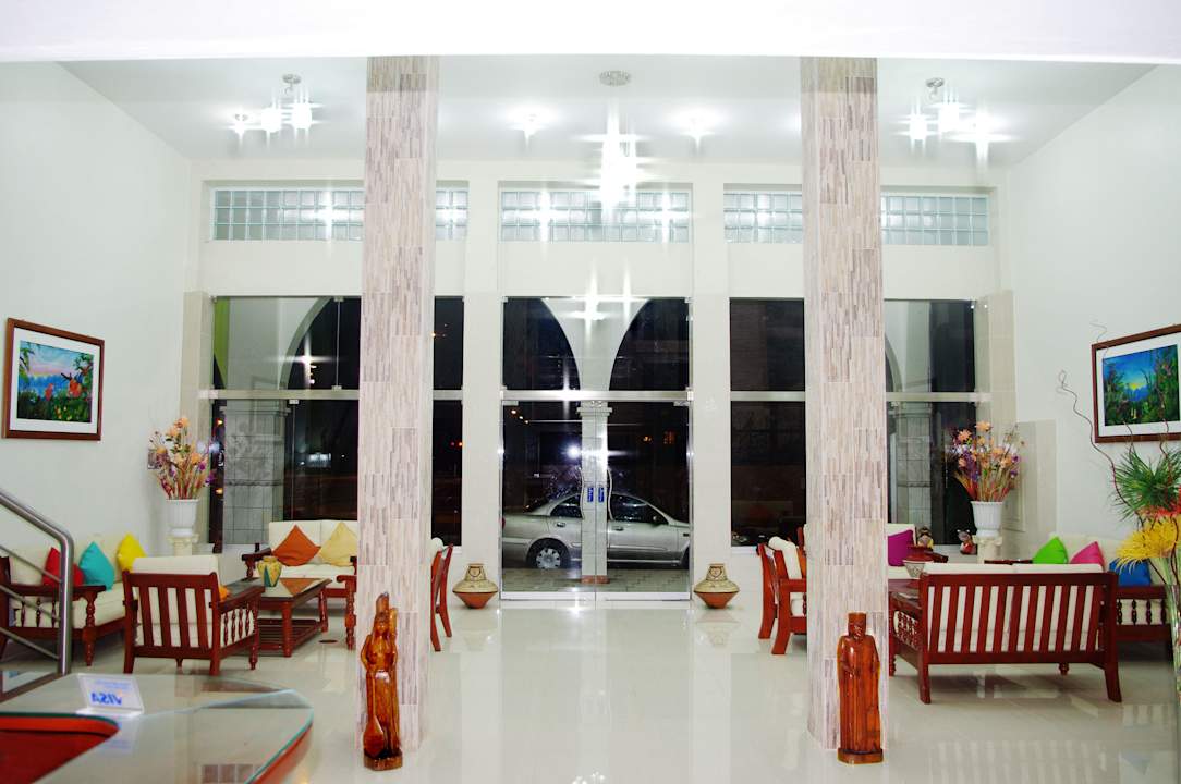 Del Castillo Plaza Hotel Pucallpa Lobby Del Castillo Plaza Hotel