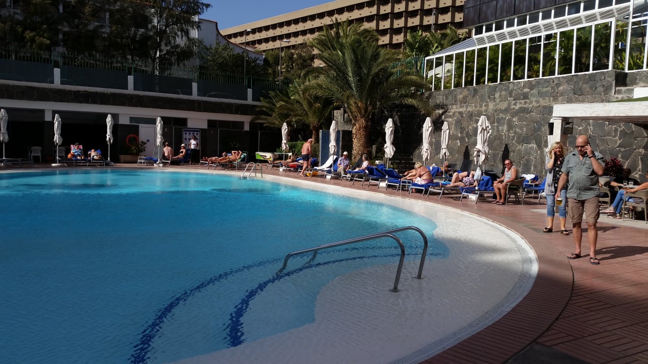 Pool allsun Hotel Lucana