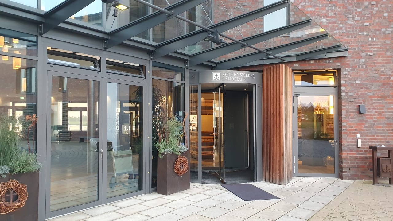 Außenansicht Hotel Zollenspieker Fährhaus