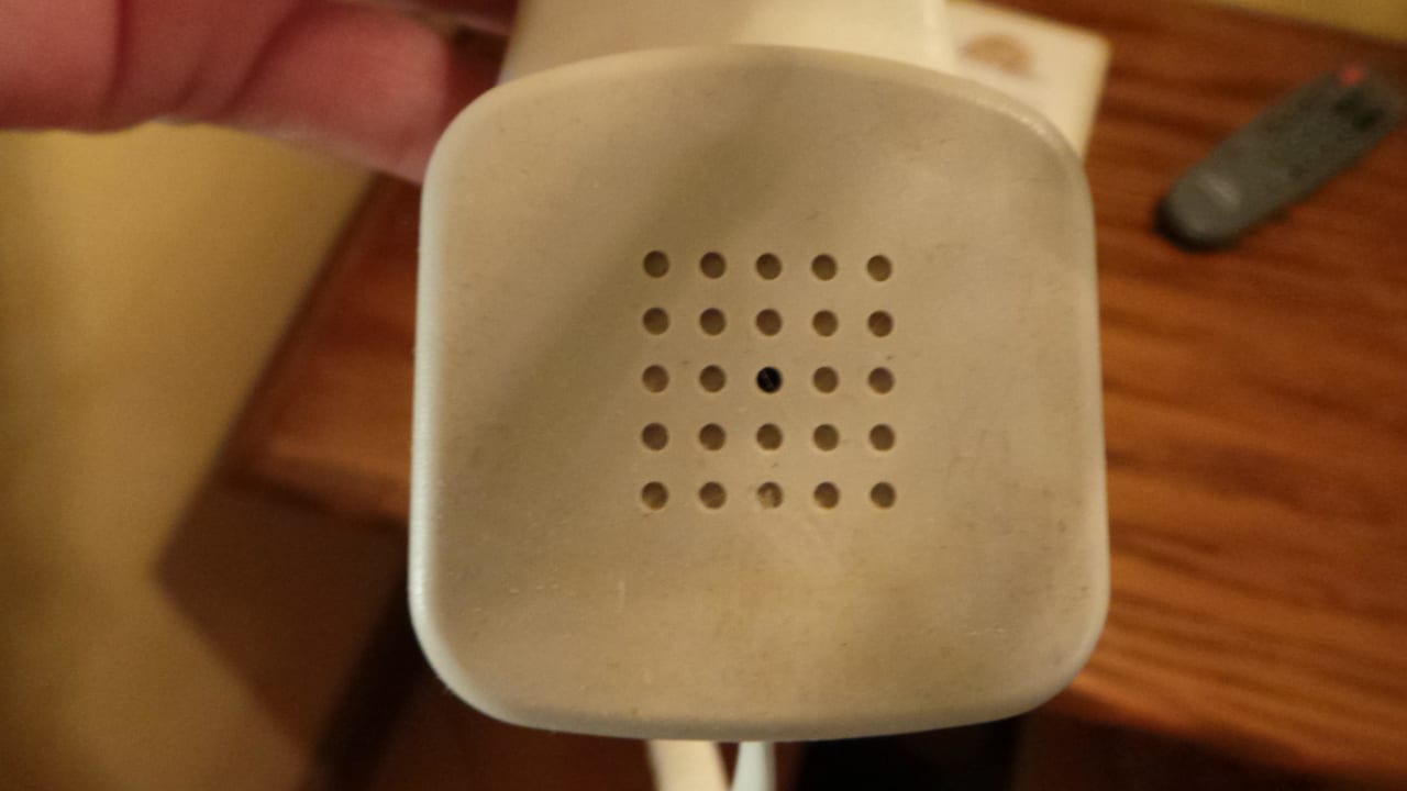 Knies von Jahren an Telefon Grand Makadi