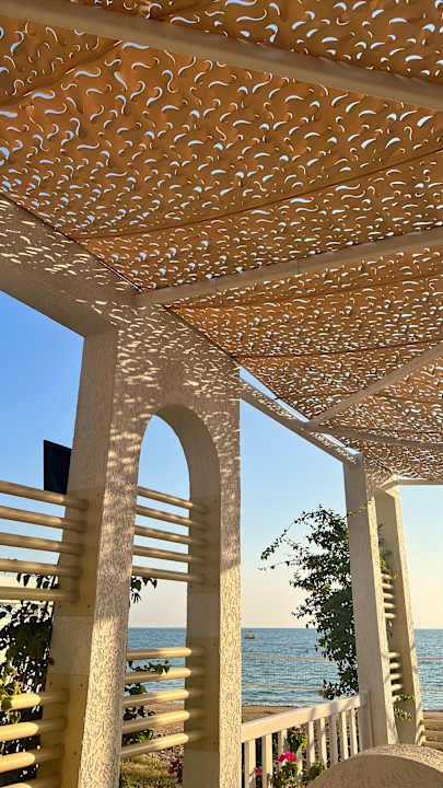 Strand Side Mare Resort & Spa