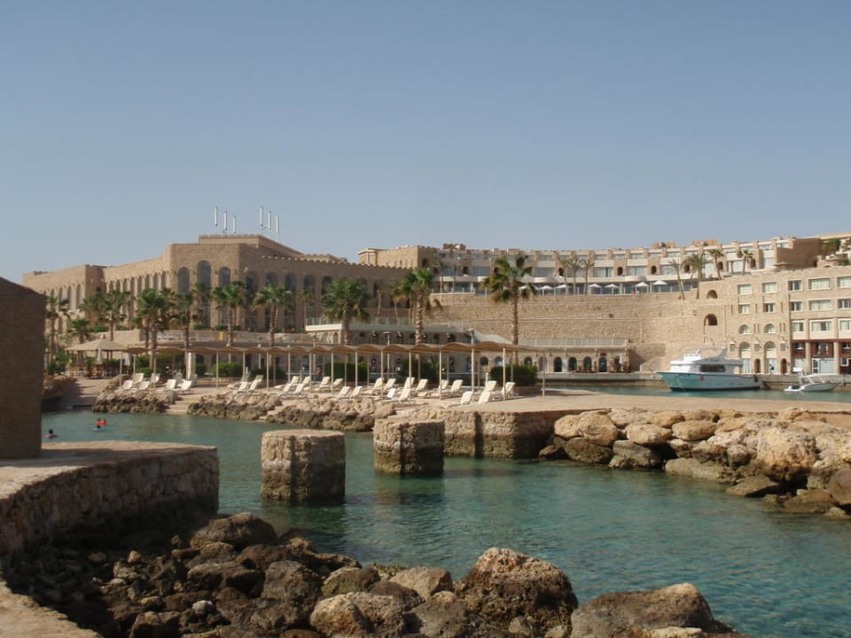 У маяка Pickalbatros Citadel Resort