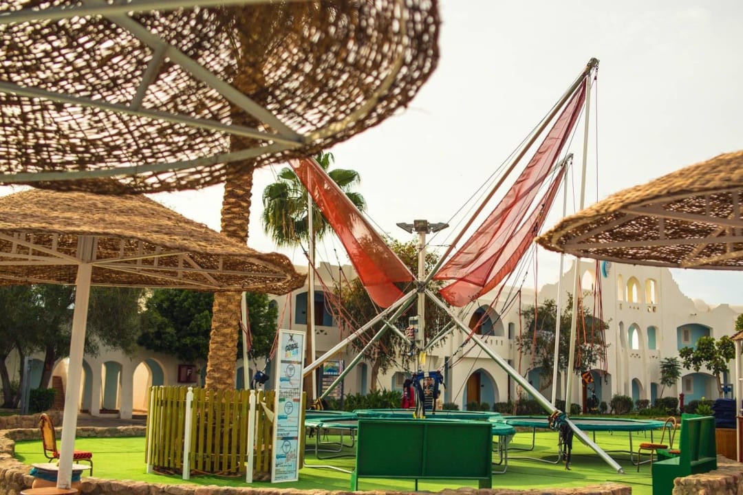 Main Pool Domina Coral Bay Resort, Diving , Spa & Casino