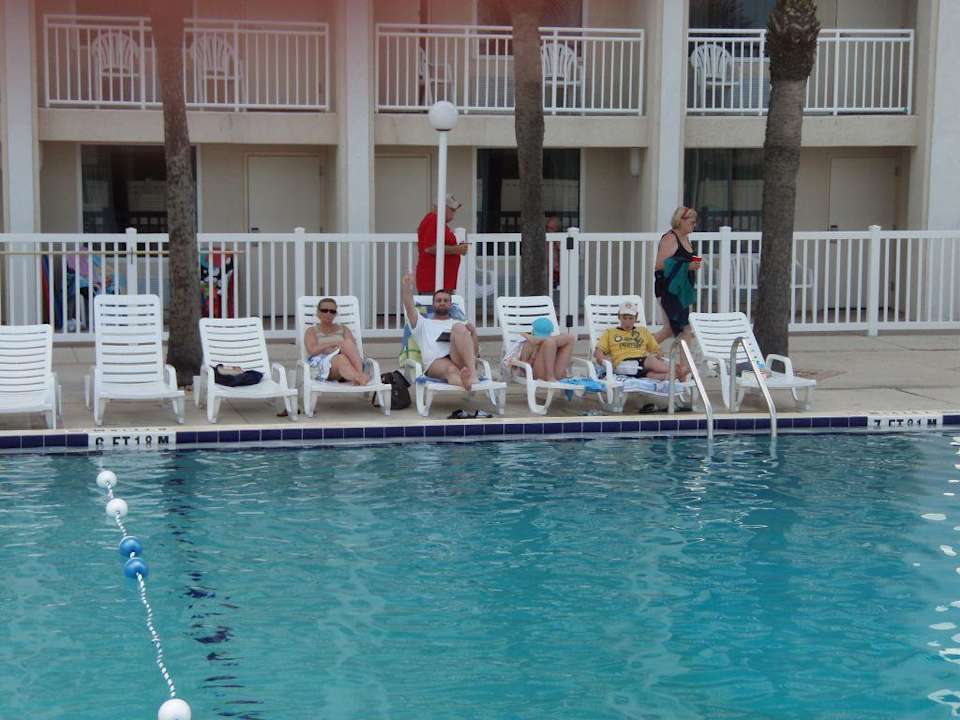 Pool Hotel Holiday Isle Oceanfront Resort