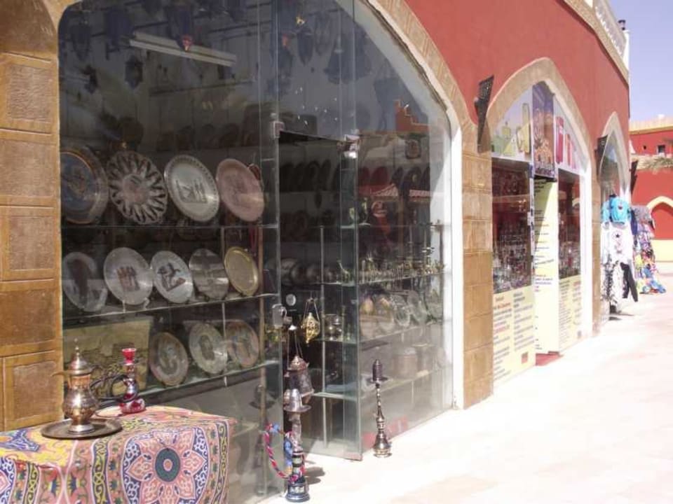 Alles aus Messing-Laternen,Figuren,Teller etc. Pickalbatros Alf Leila Wa Leila Resort - Neverland Hurghada