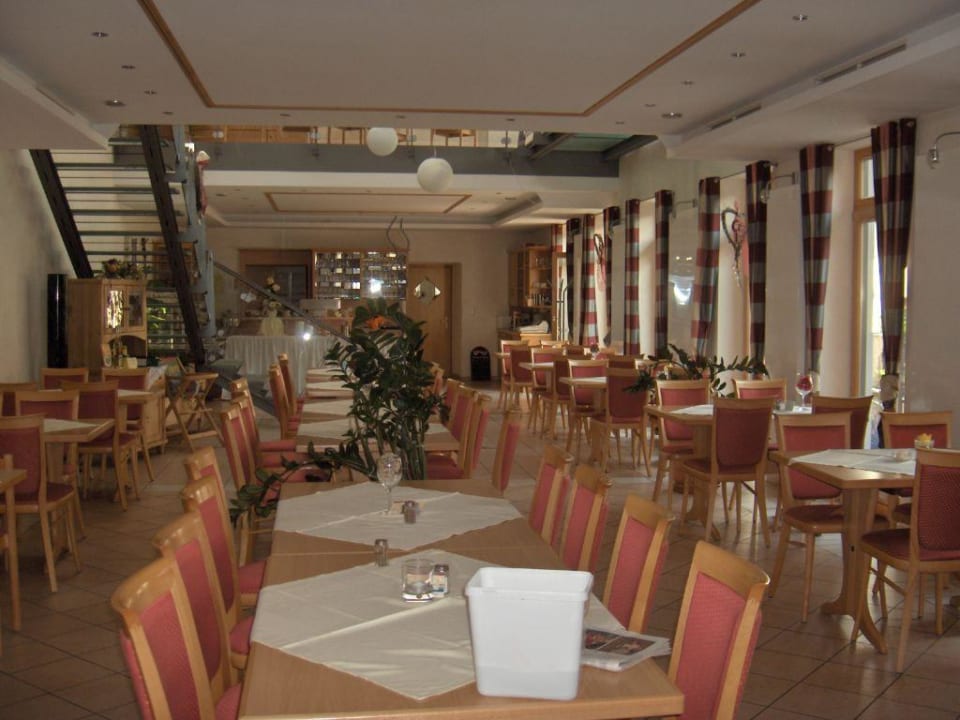 Frühstückraum Hotel Gasthof Zur Linde