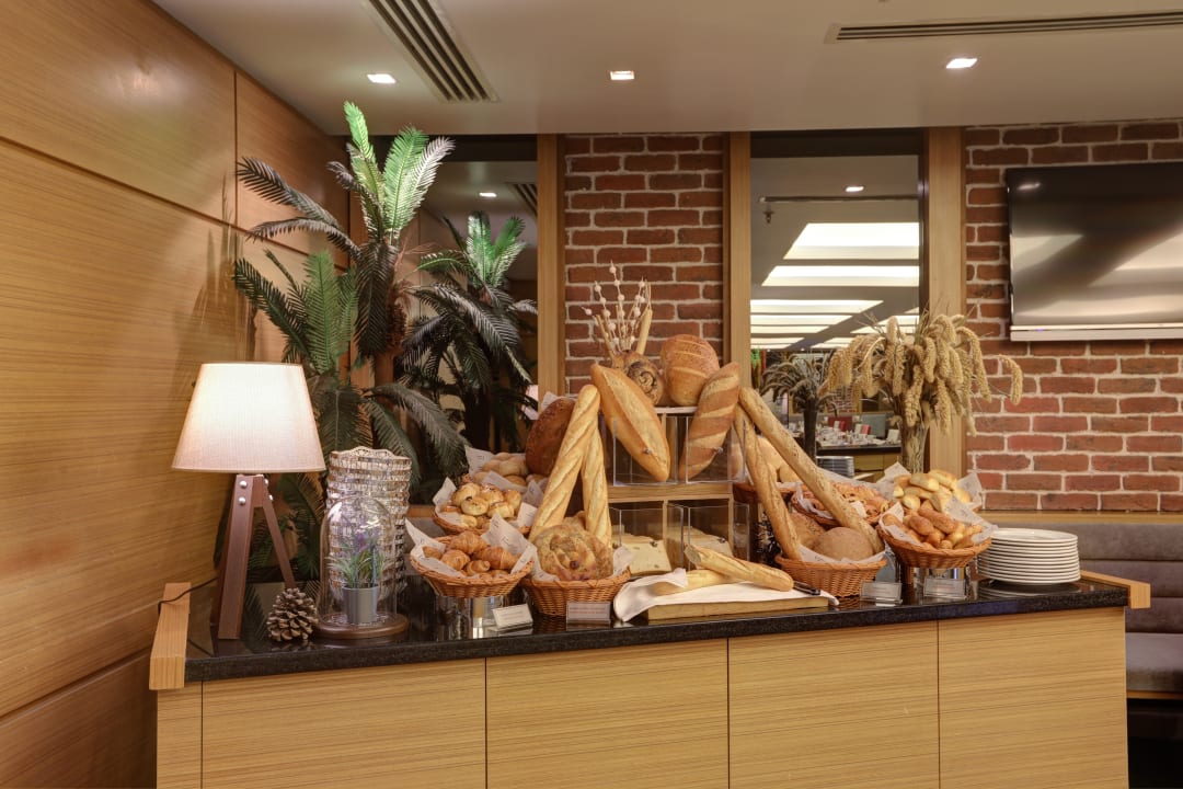 Gastro Hotel Divan Corlu