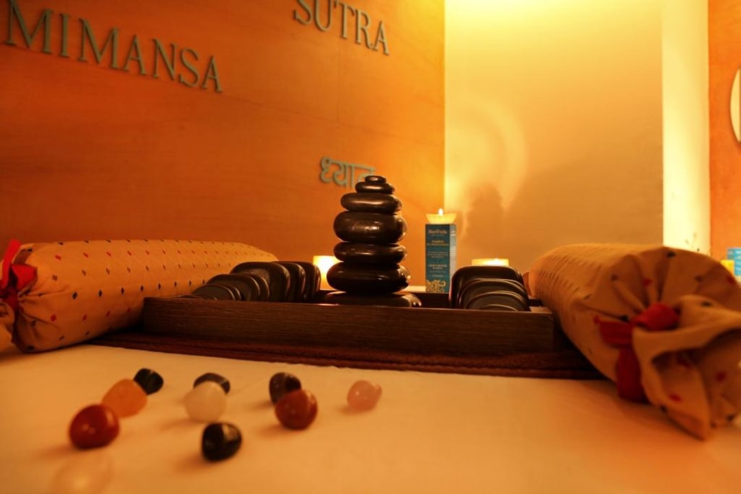 Neoveda Spa therapy room at The Metropolitan Hotel The Metropolitan Hotel New Delhi