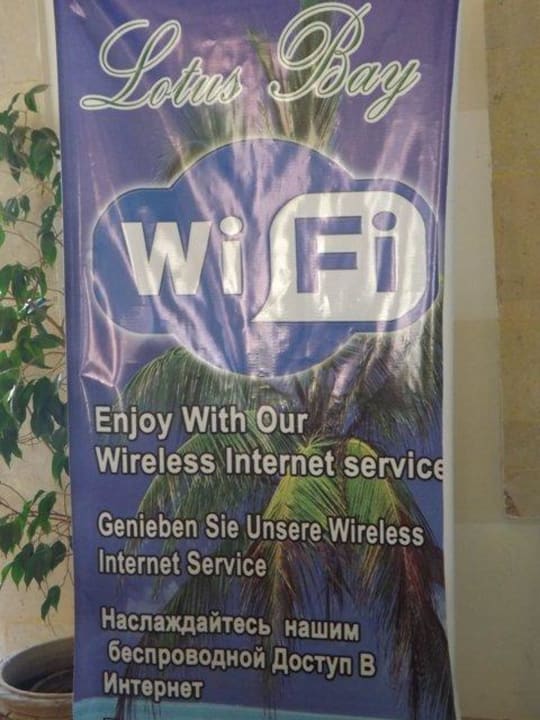 WiFi in der Lobby sehr teuer Lotus Bay Beach Resort