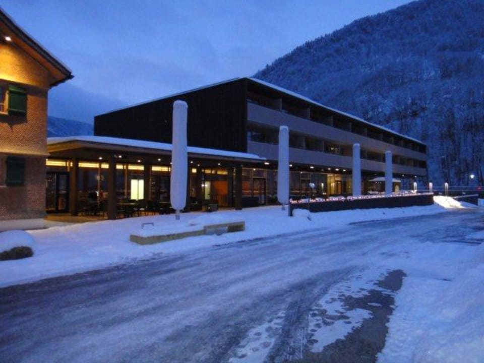 Hotel bei Nacht Sonne Mellau - Feel good Hotel