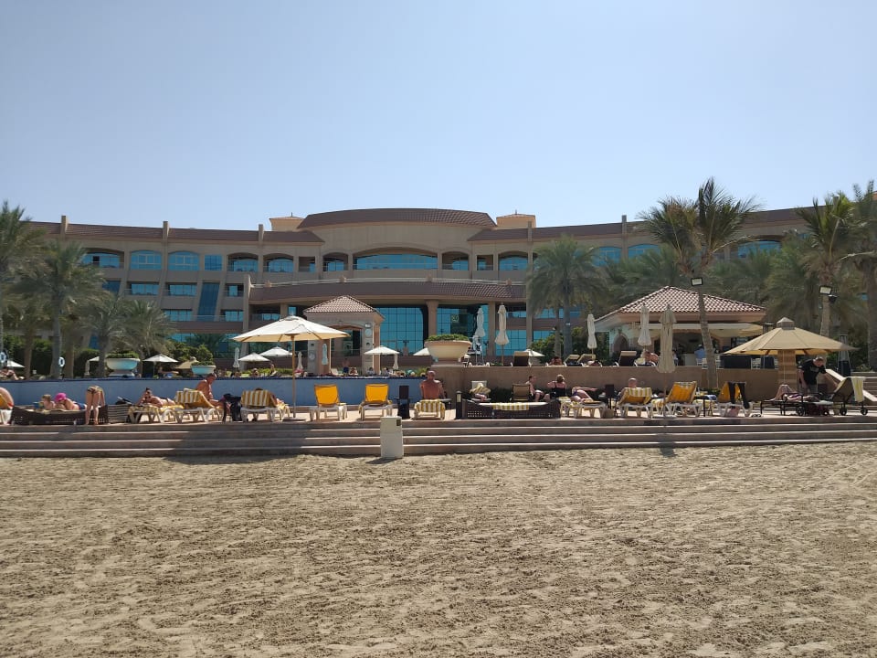 Strand Al Raha Beach Resort & Spa