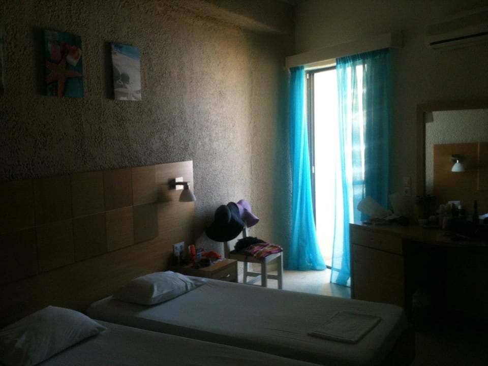 Our room Hotel Albatros