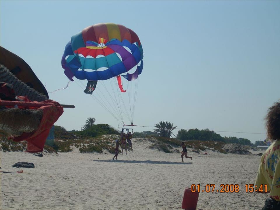 Lot spadochronem za motorowka Hotel Neptunia Skanes