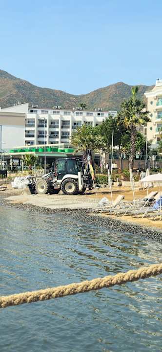 Strand Emre Beach & Emre Hotel