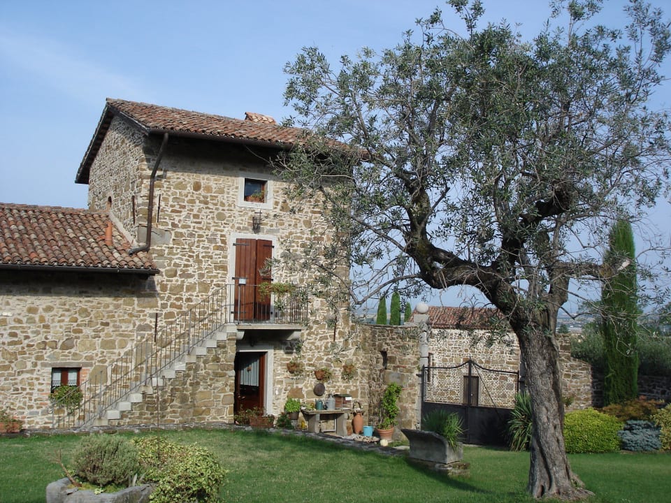 Innenhof Agriturismo Ronchi Di Sant'Egidio