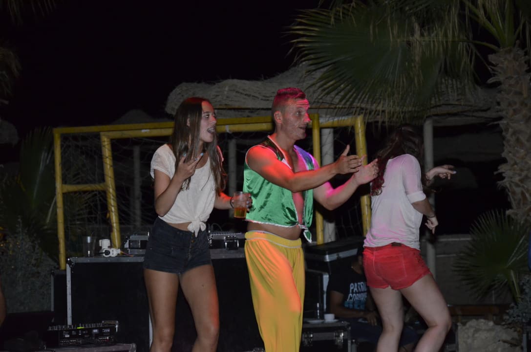 Strandparty am Sonntag Pickalbatros Citadel Resort