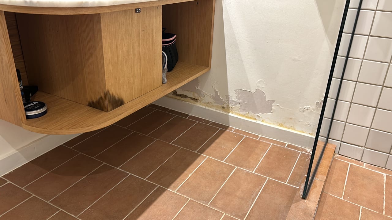 Zimmer Brown Beach Eretria