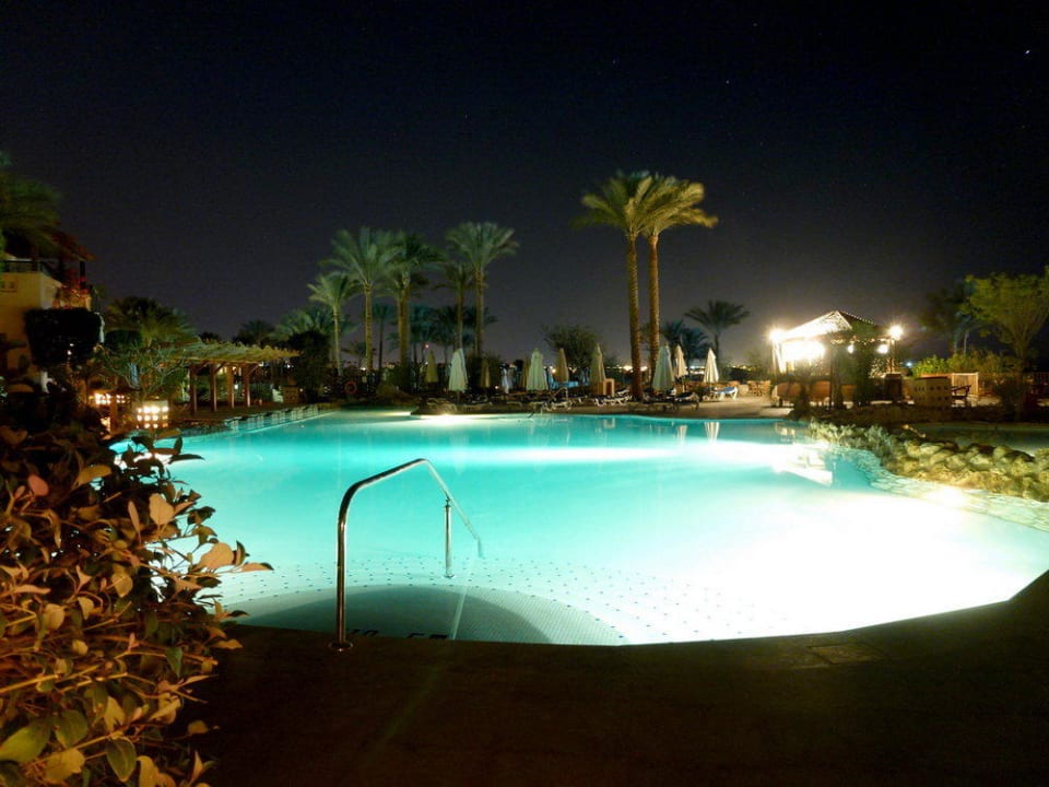 Pool bei Nacht The Grand Hotel Sharm El Sheikh