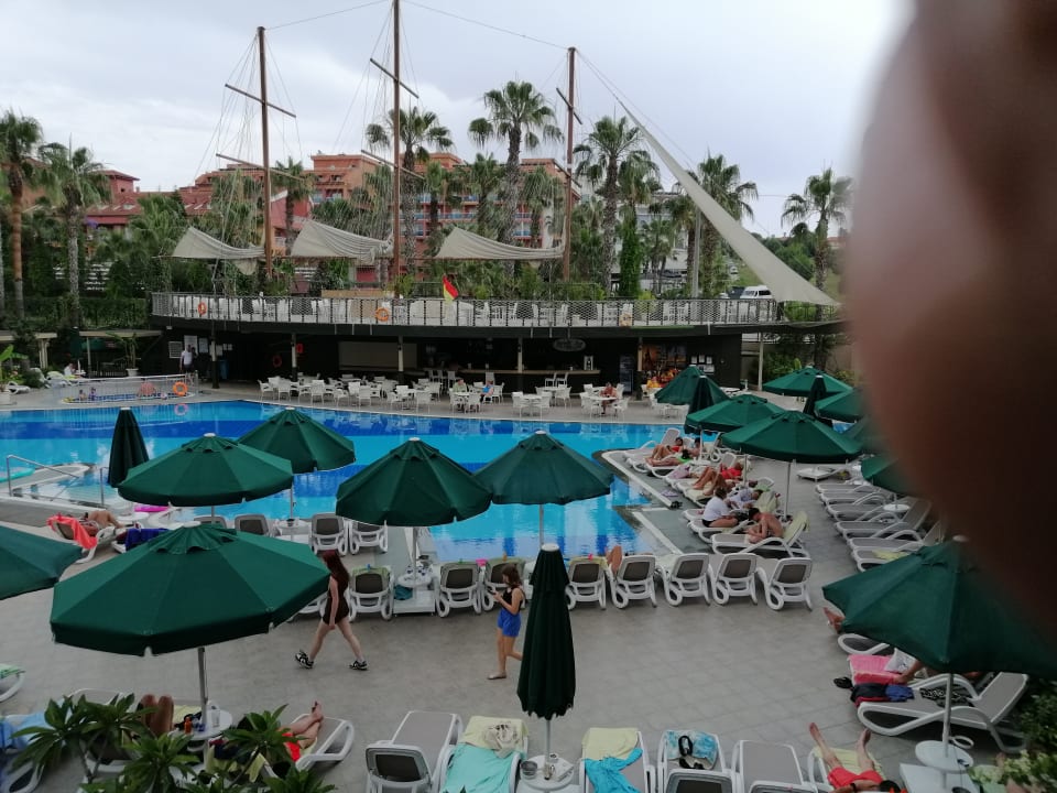 Pool Can Garden Resort