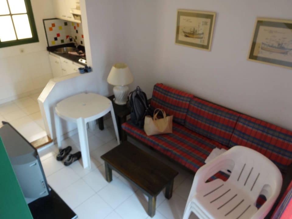 Erdgeschoß mit Küche Servatur Sun's Gardens Bungalows