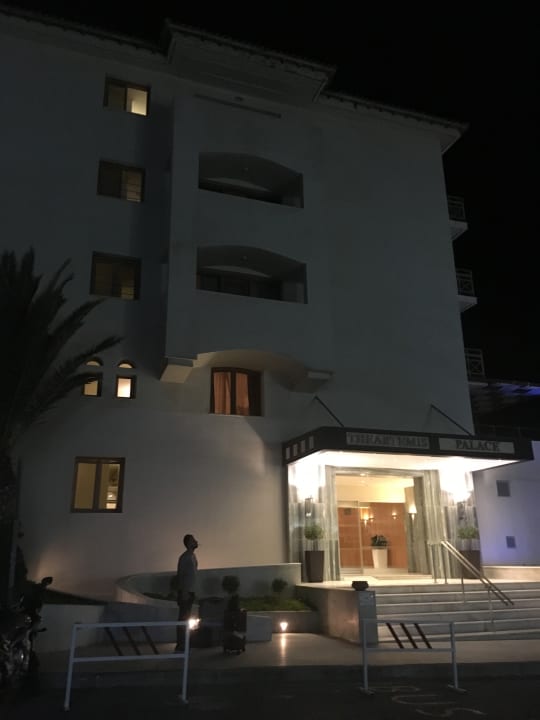 Lobby Hotel Theartemis Palace