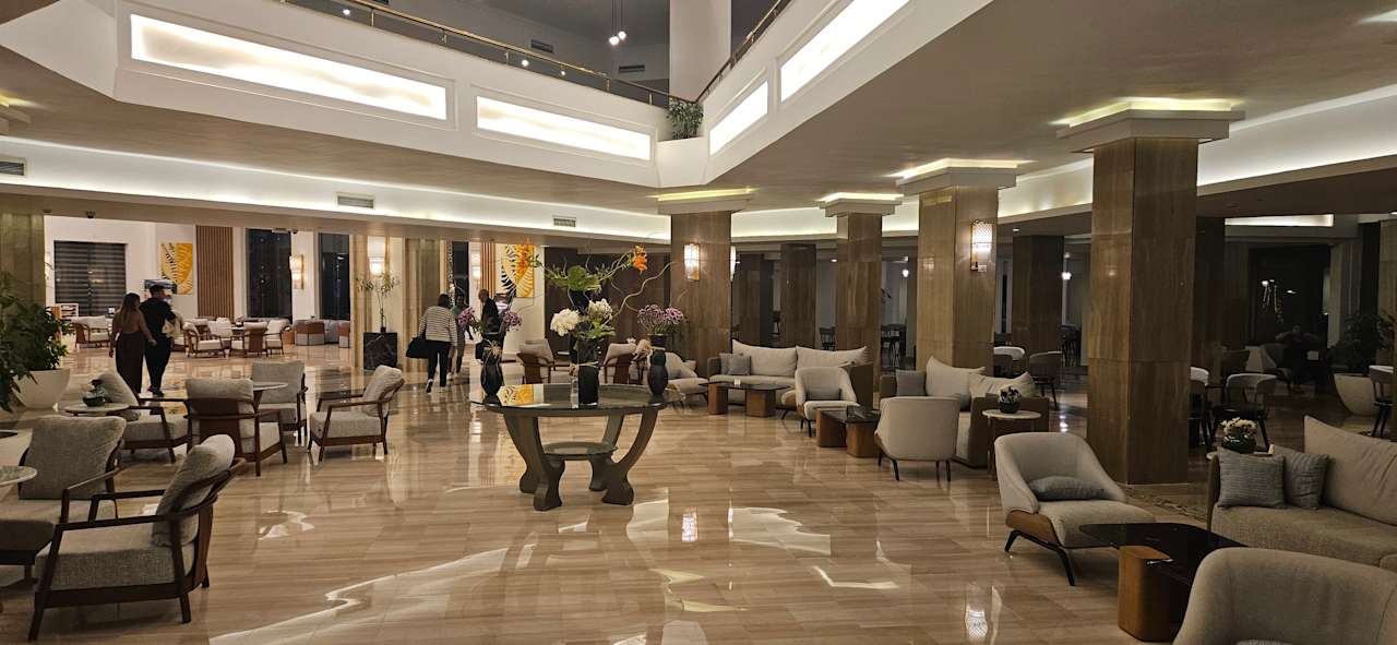 Lobby Beach Albatros Resort