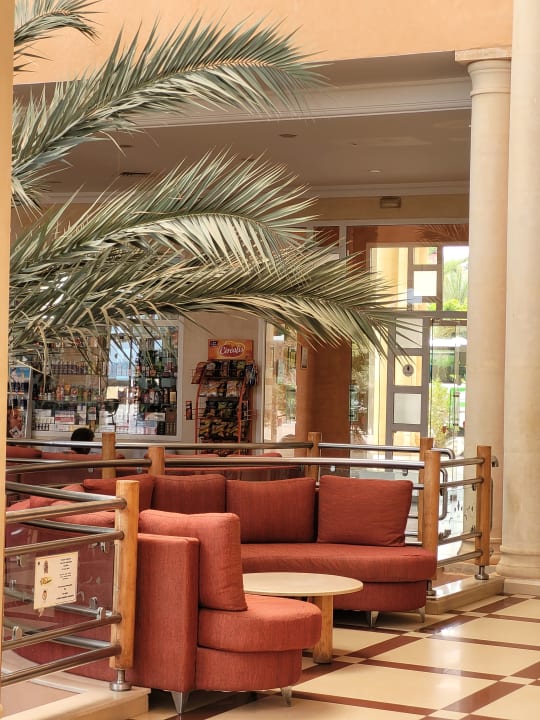 Lobby Hotel Eden Star