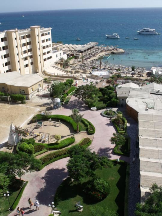 Zdjęcie zrobione z dachu hotelu King Tut Resort