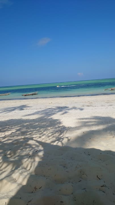 Strand Neptune Pwani Beach Resort & Spa