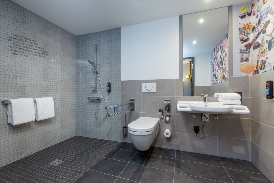 Zimmer Holiday Inn - the niu, Crusoe Bremen Airport