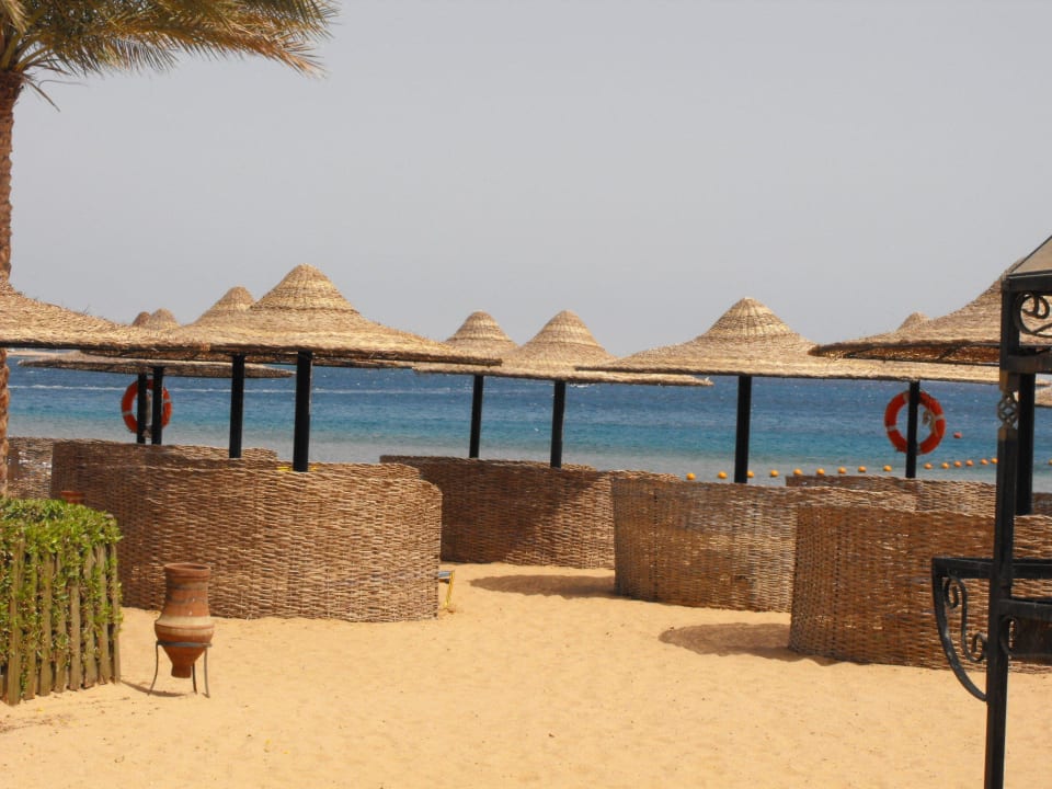 Strand direkt am Hotel JAZ Dahabeya