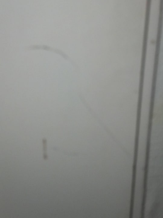 Flecken an der Zimmerwand Parkhotel Kurhaus