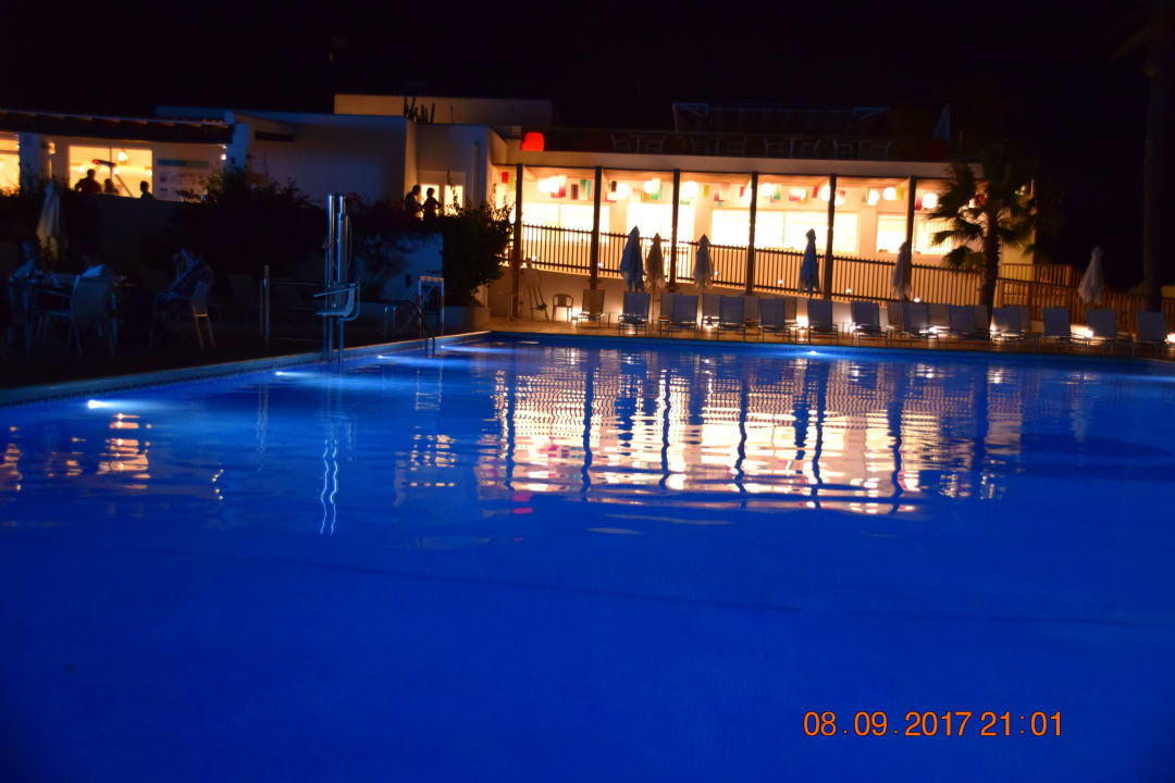 Pool Cala Llenya Resort Ibiza