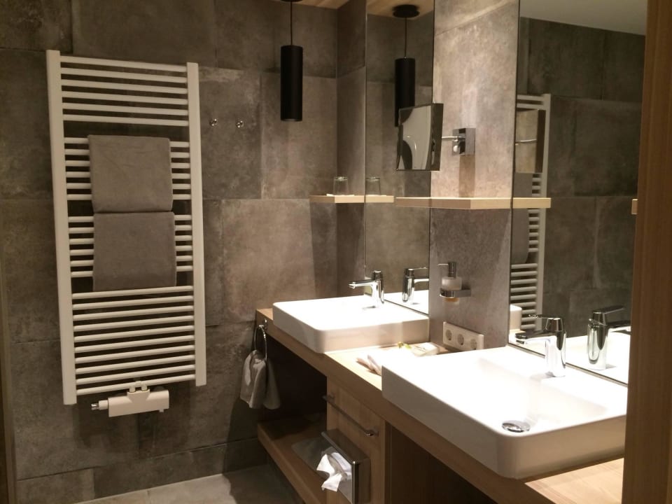 Ein schönes modernes Bad Landhotel Voshövel