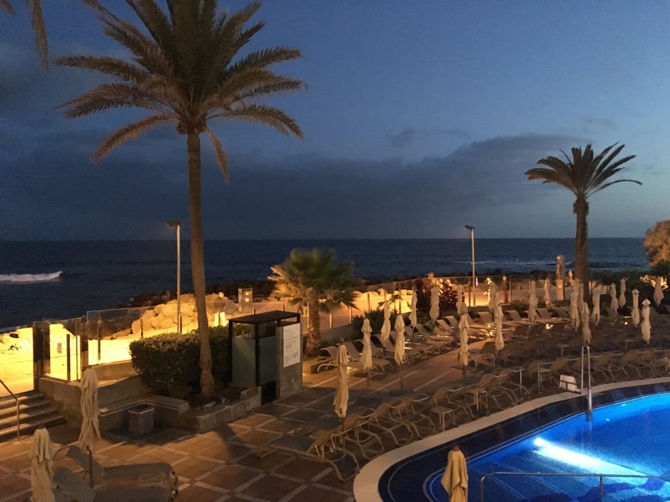 Ausblick Hotel Faro, a Lopesan Collection Hotel