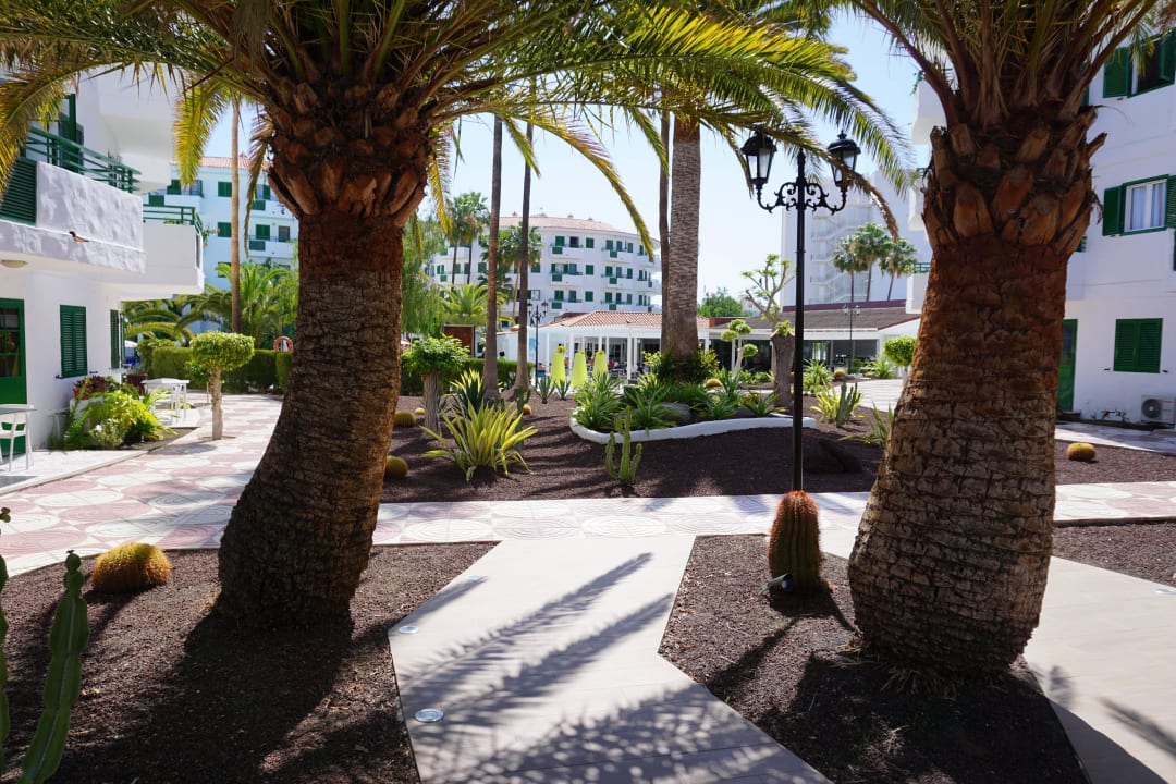 Richtung Speisesaal Servatur Playa Bonita