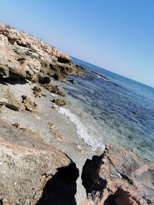 Strand The Island Hotel